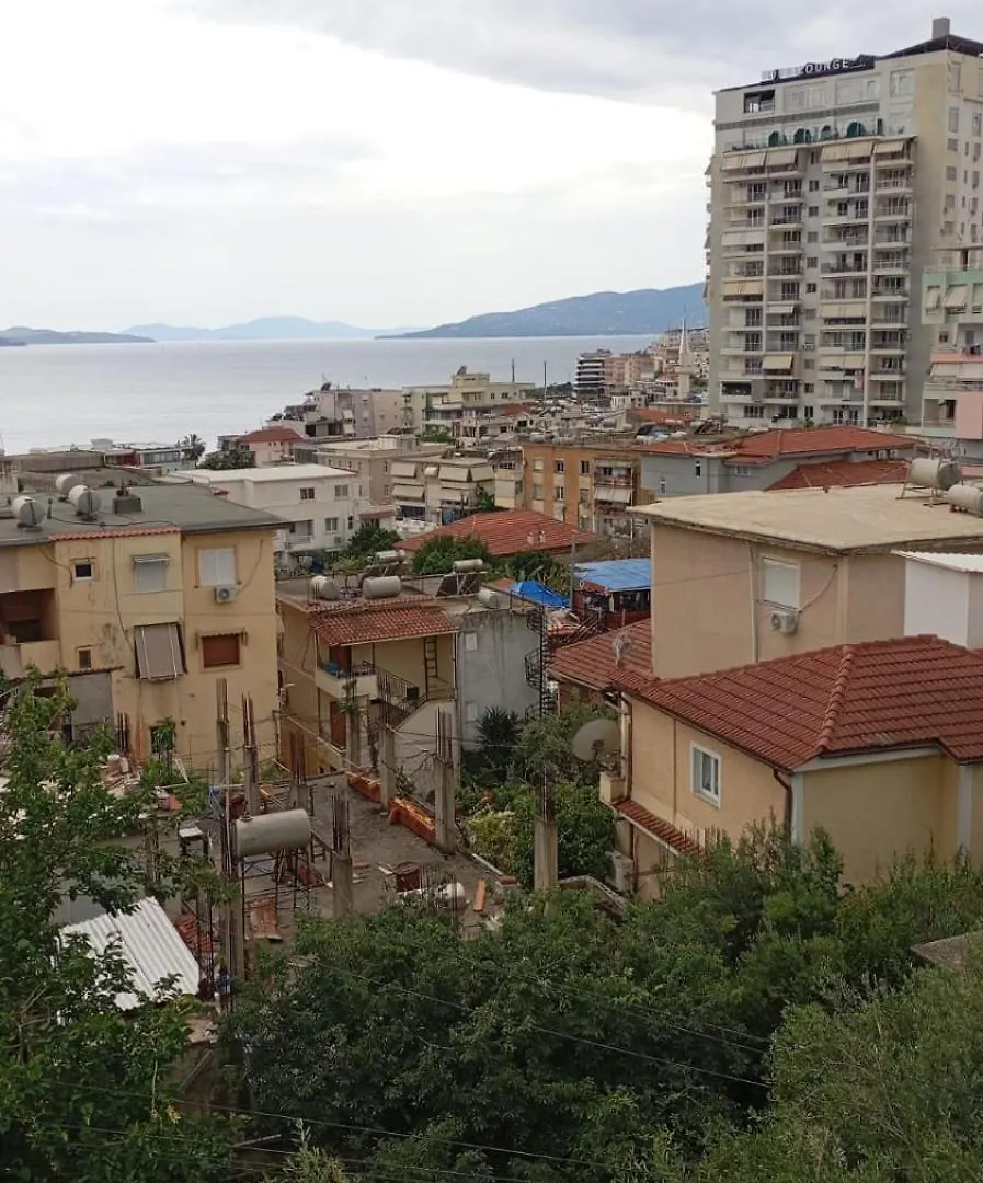 Sherzy'S Apartment ساراندا 0*,  ألبانيا